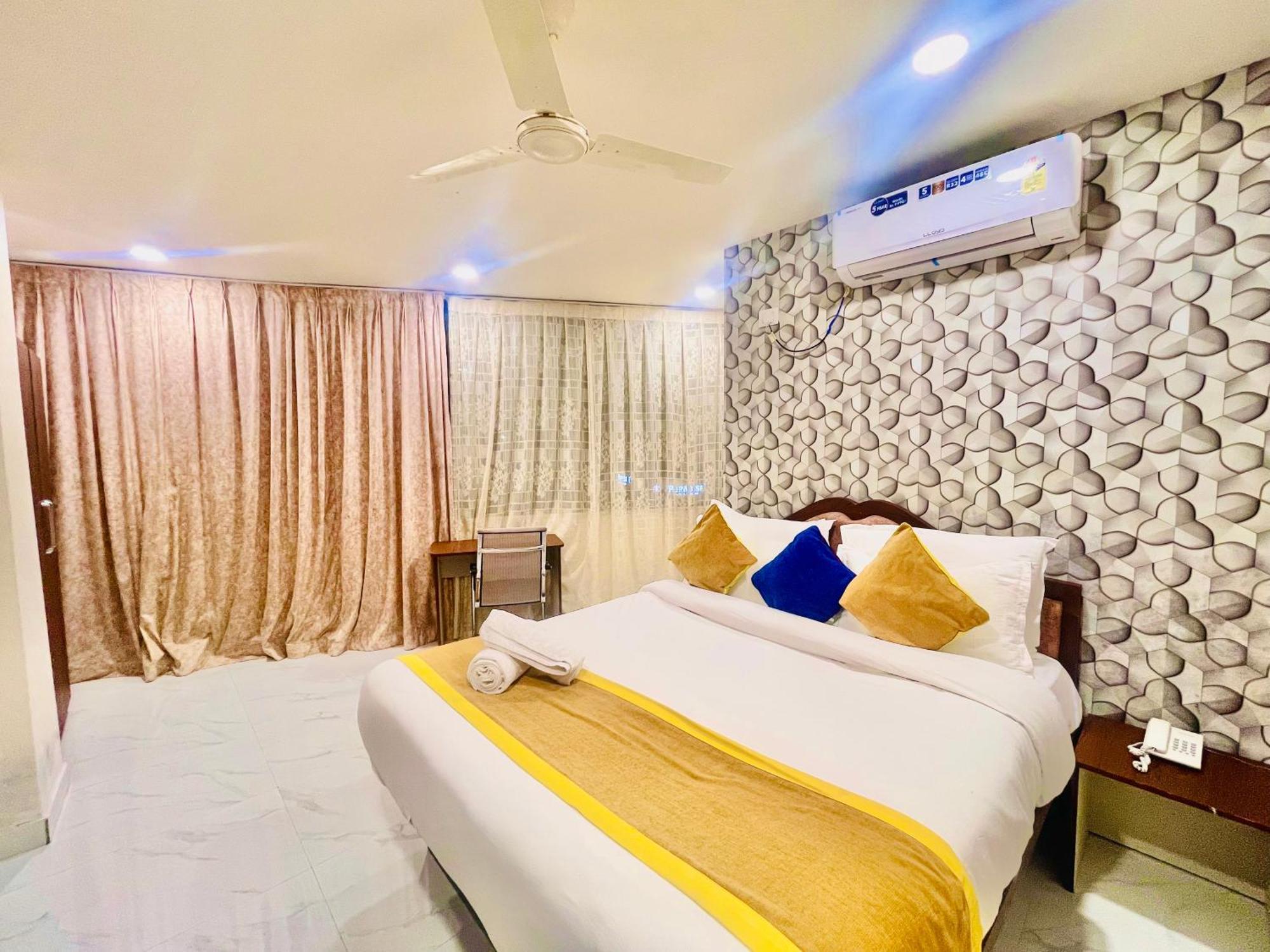 Hotel Eagle Grand Hyderabad Airport Zone Шемшабад Екстер'єр фото