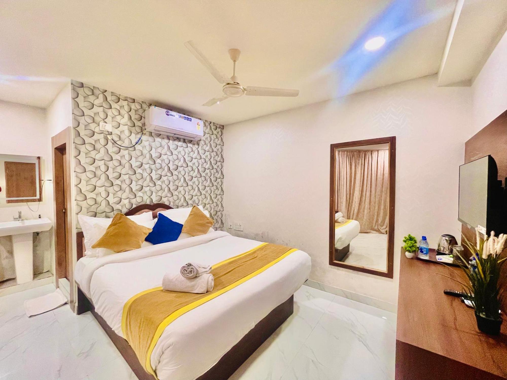 Hotel Eagle Grand Hyderabad Airport Zone Шемшабад Екстер'єр фото