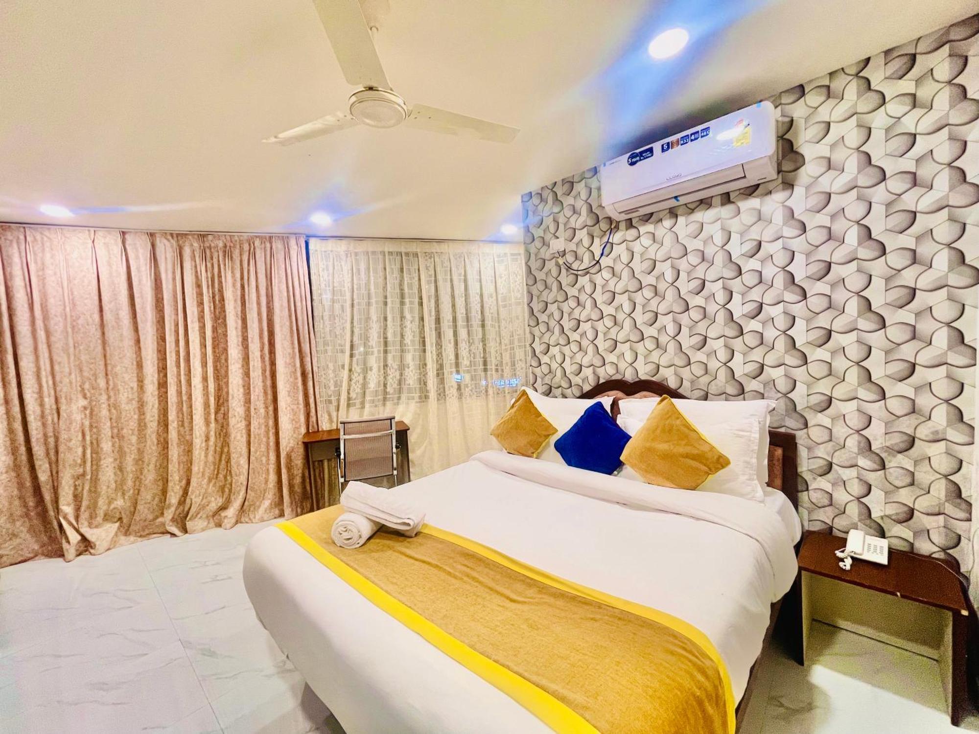 Hotel Eagle Grand Hyderabad Airport Zone Шемшабад Екстер'єр фото